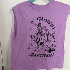 Purple Sleeveless 'Howdy Partner!' Graphic Tee